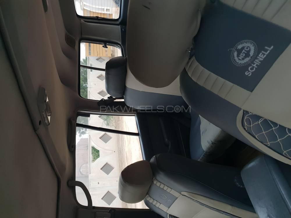 Toyota Land Cruiser - 1994 cruising Toyota Land Cruiser - 1994 cruising Image-7