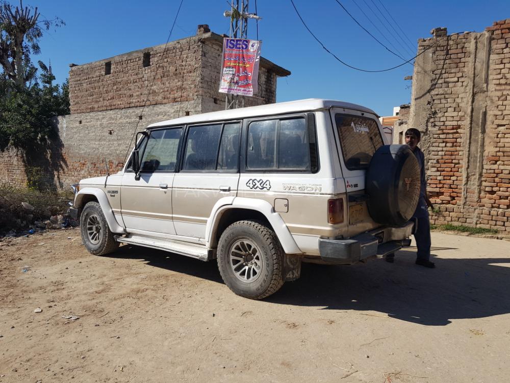 Mitsubishi Pajero 1989 for Sale in Islamabad Mitsubishi Pajero 1989 for Sale in Islamabad Image-8