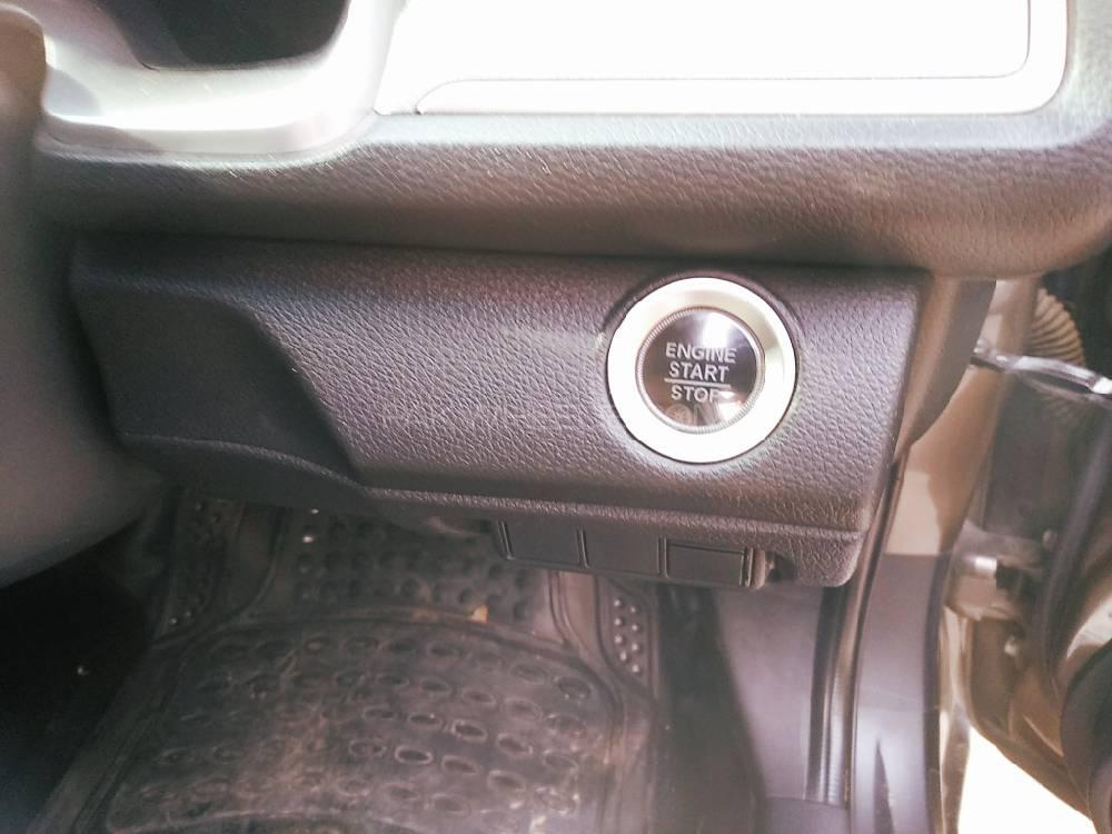 Honda Civic 2017 for Sale in Lahore Honda Civic 2017 for Sale in Lahore Image-9