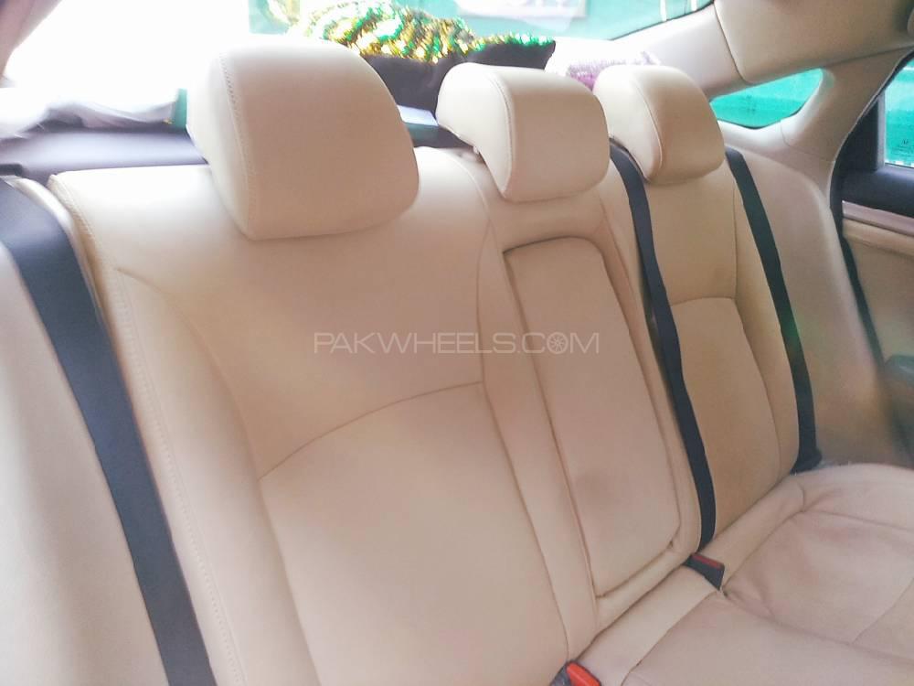 Honda Civic 2017 for Sale in Lahore Honda Civic 2017 for Sale in Lahore Image-12