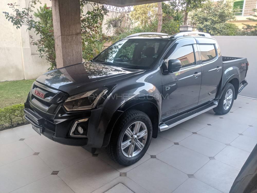 Isuzu D-Max 2019 for Sale in Islamabad Image-1