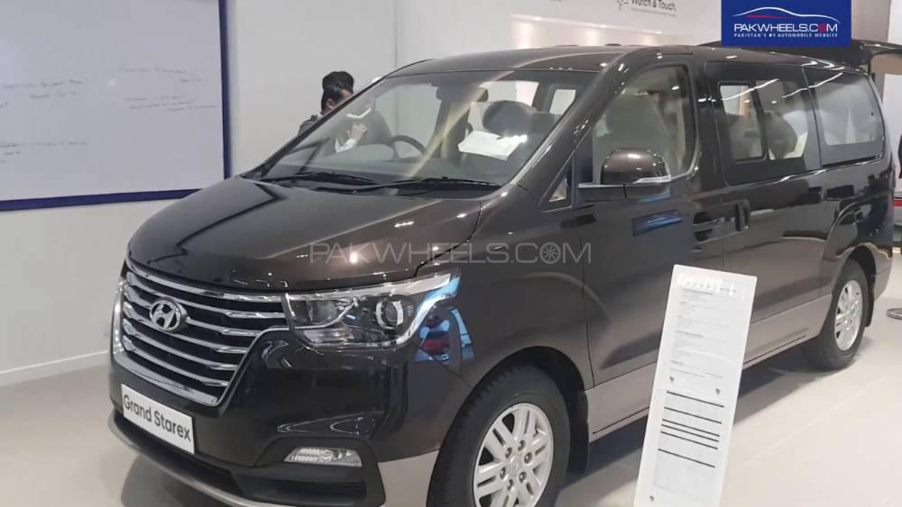 Hyundai Grand Starex 2020 for Sale in Peshawar Image-1