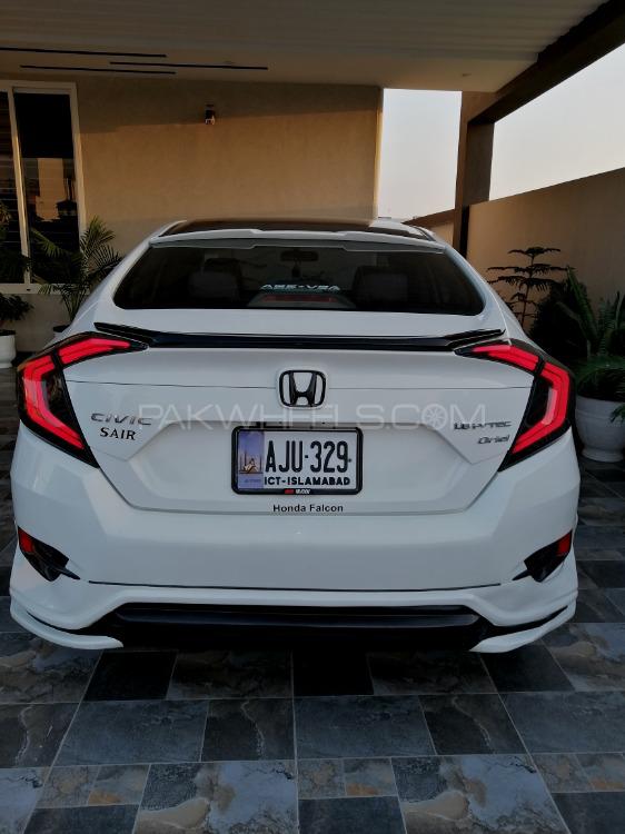 Honda Civic - 2018  Honda Civic - 2018  Image-4