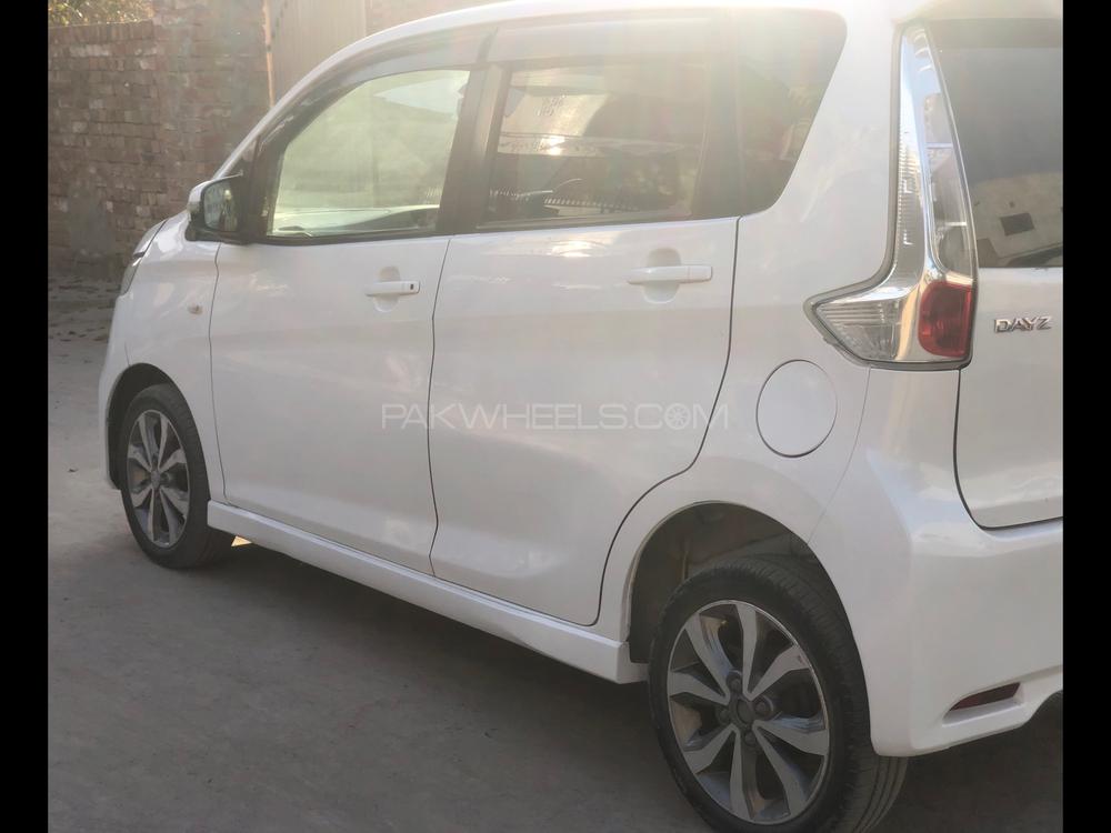Nissan Dayz Highway Star 2014 for Sale in Faisalabad Nissan Dayz Highway Star 2014 for Sale in Faisalabad Image-7