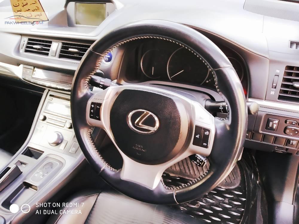 لیکزس سی ٹی 200 ایچ 2013 for Sale in اسلام آباد لیکزس سی ٹی 200 ایچ 2013 for Sale in اسلام آباد Image-10