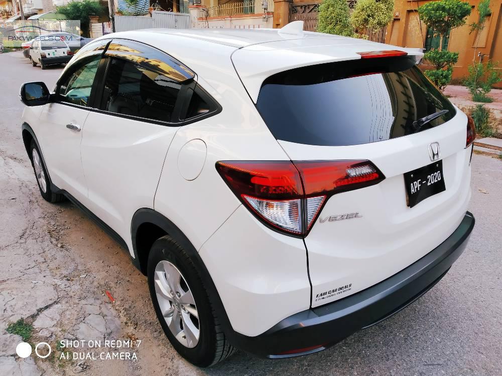 Honda Vezel 2014 for Sale in Islamabad Honda Vezel 2014 for Sale in Islamabad Image-8