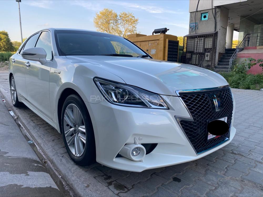 Toyota Crown 2013 for Sale in Islamabad Toyota Crown 2013 for Sale in Islamabad Image-5