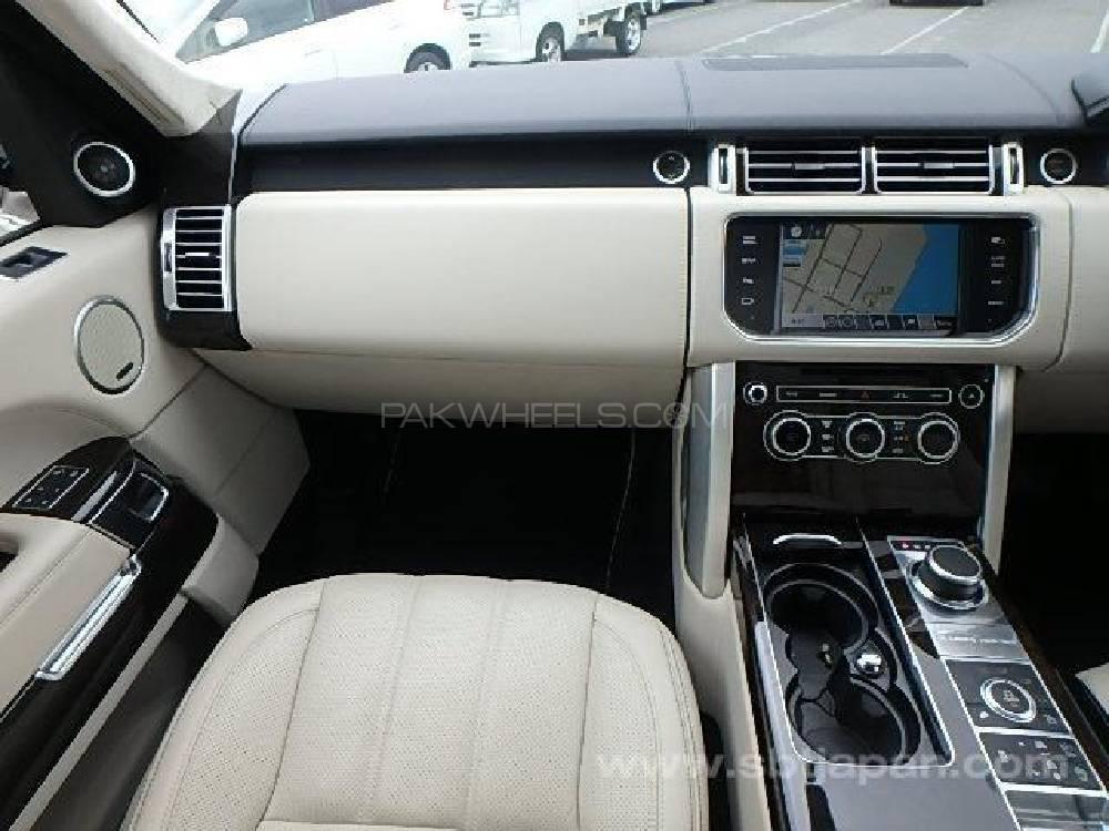 Land Rover Other 2014 for Sale in Karachi Image-1