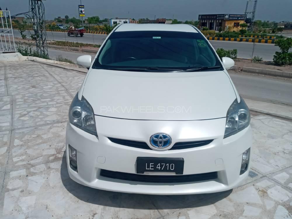 Toyota Prius 2010 for Sale in Peshawar Toyota Prius 2010 for Sale in Peshawar Image-5