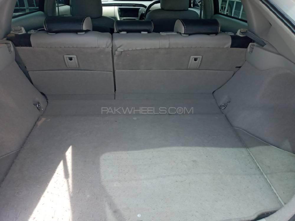 Toyota Prius 2010 for Sale in Peshawar Toyota Prius 2010 for Sale in Peshawar Image-7