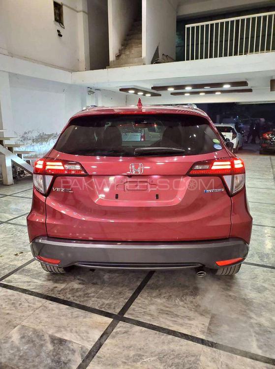 Honda Vezel 2017 for Sale in Lahore Honda Vezel 2017 for Sale in Lahore Image-5