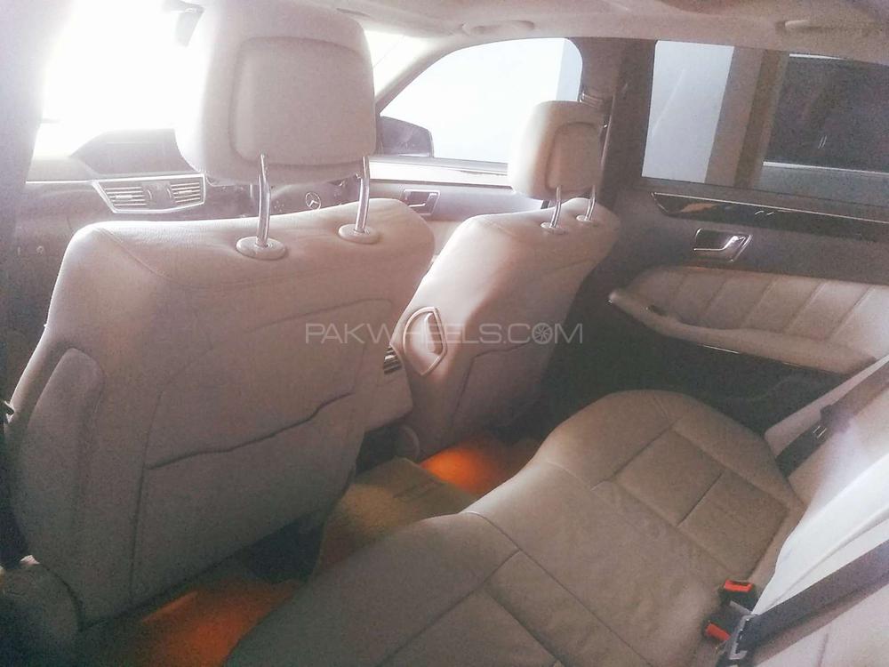 Mercedes Benz E Class 2010 for Sale in Rawalpindi Mercedes Benz E Class 2010 for Sale in Rawalpindi Image-9