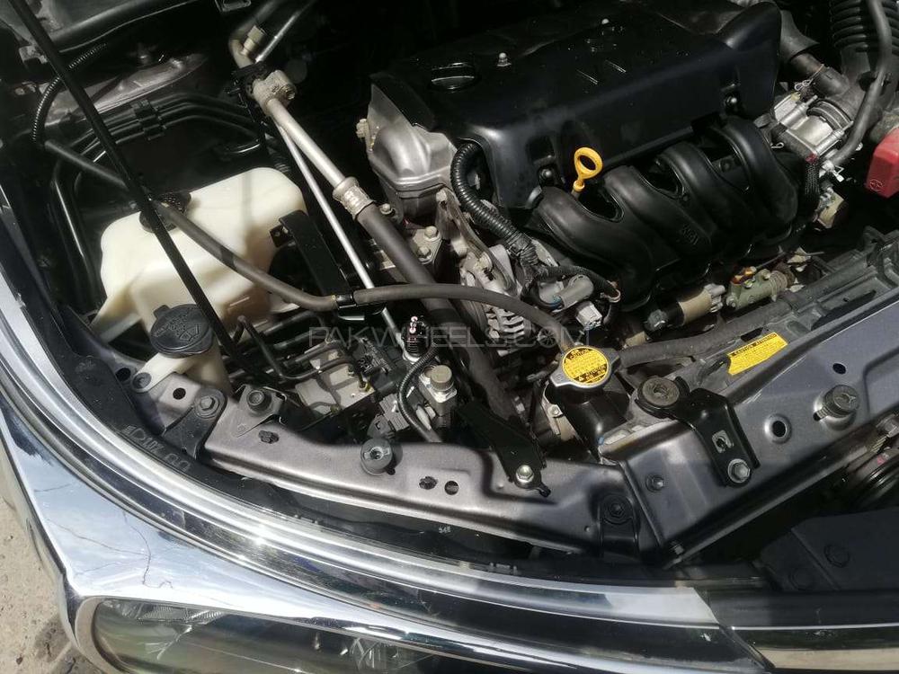 ٹویوٹا کرولا 2015 for Sale in لاہور ٹویوٹا کرولا 2015 for Sale in لاہور Image-9