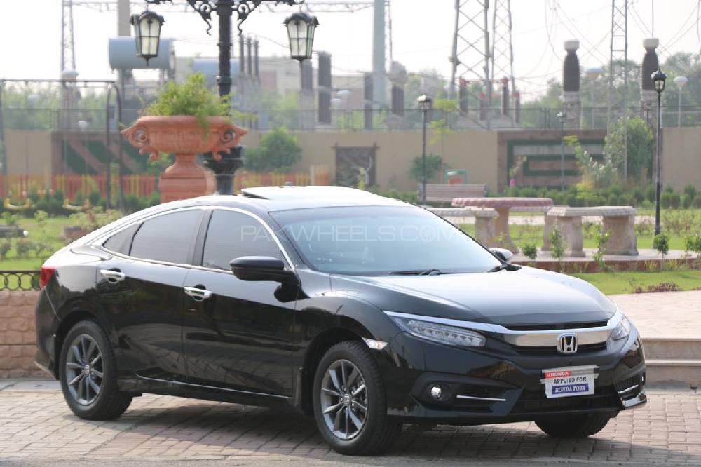 Honda Civic 2020 for Sale in Lahore Image-1