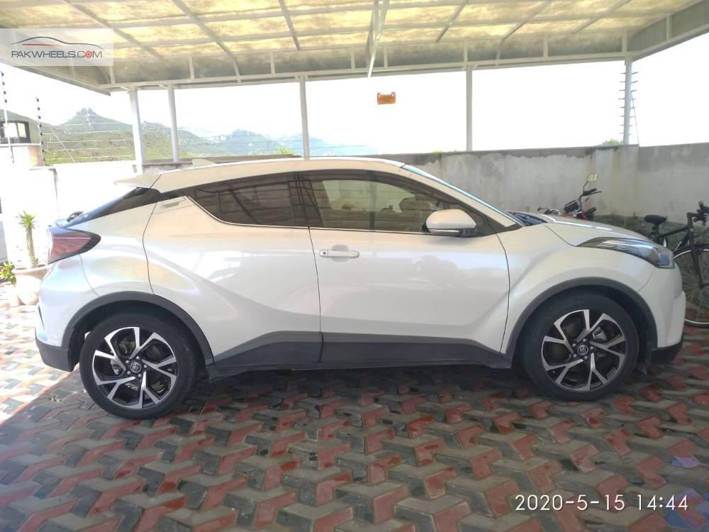 ٹویوٹا سی-ایچ آر 2017 for Sale in اسلام آباد ٹویوٹا سی-ایچ آر 2017 for Sale in اسلام آباد Image-8