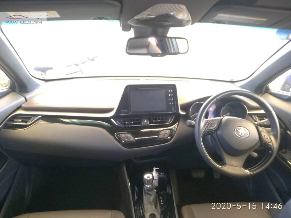 ٹویوٹا سی-ایچ آر 2017 for Sale in اسلام آباد ٹویوٹا سی-ایچ آر 2017 for Sale in اسلام آباد Image-9