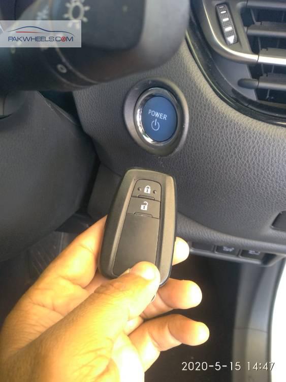 ٹویوٹا سی-ایچ آر 2017 for Sale in اسلام آباد ٹویوٹا سی-ایچ آر 2017 for Sale in اسلام آباد Image-13