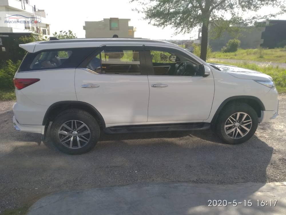 ٹویوٹا فورچیونر 2018 for Sale in اسلام آباد ٹویوٹا فورچیونر 2018 for Sale in اسلام آباد Image-5