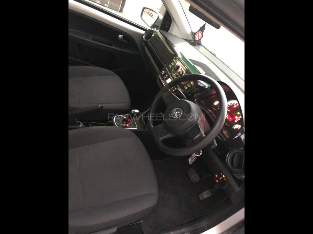 Volkswagen Up 2014 for Sale in Jhelum Volkswagen Up 2014 for Sale in Jhelum Image-4