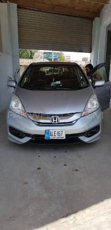 Honda Fit 2014 for Sale in Dera ismail khan Image-1