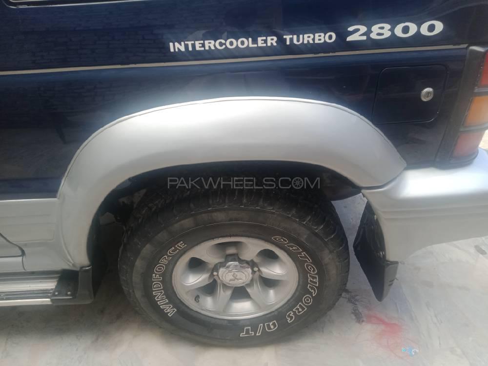 Mitsubishi Pajero 1994 for Sale in Peshawar Mitsubishi Pajero 1994 for Sale in Peshawar Image-19