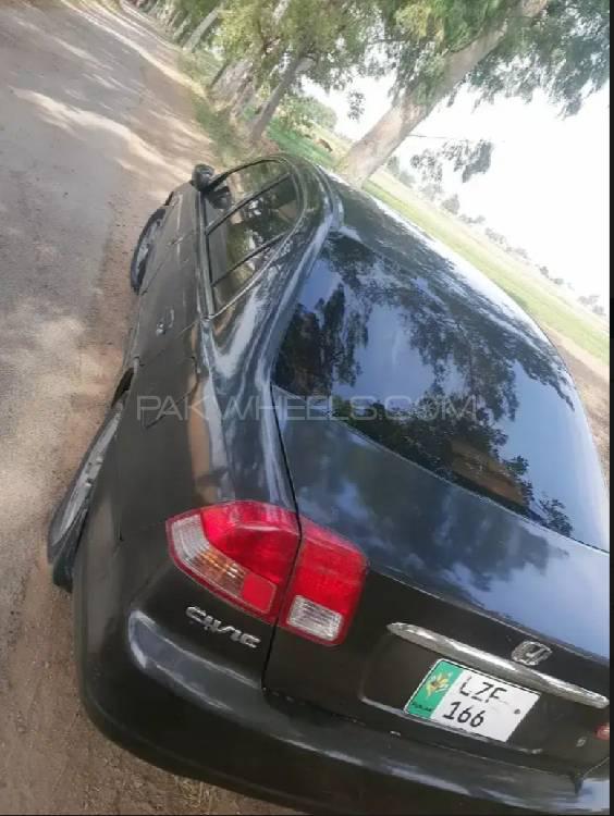 Honda Civic 2004 for Sale in Lahore Image-1