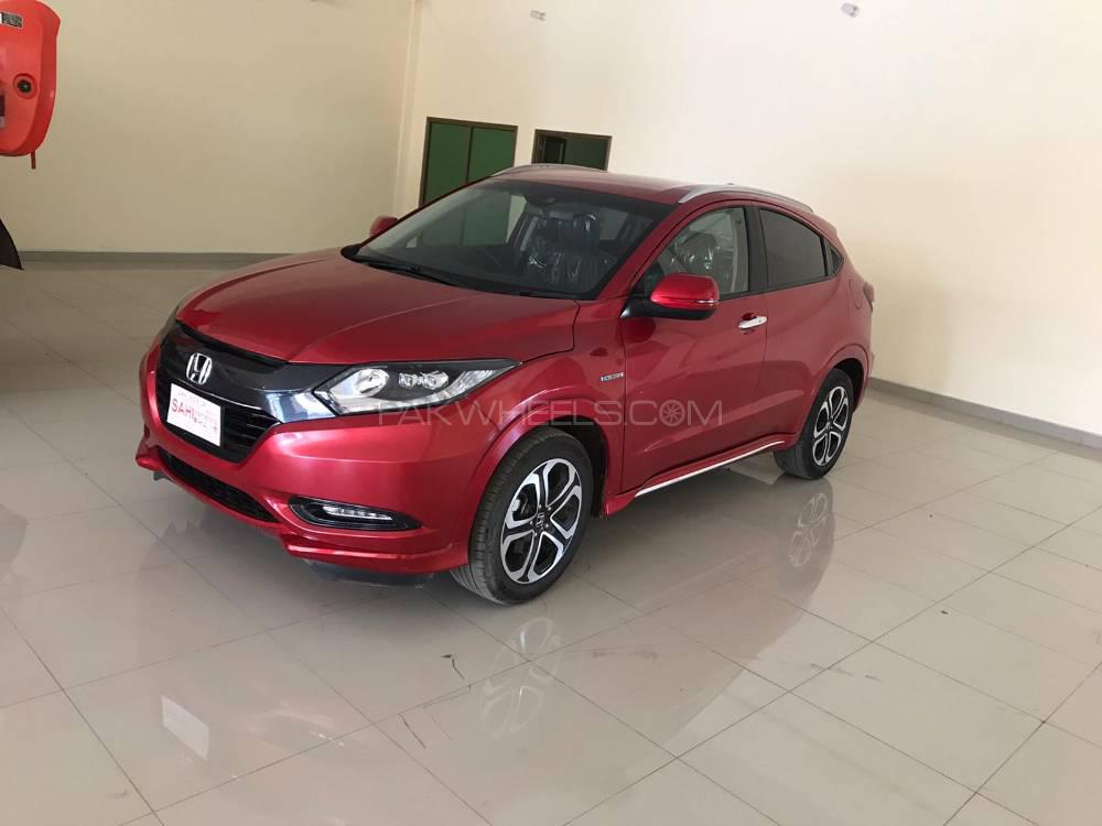 Honda Vezel 2017 for Sale in Sialkot Image-1