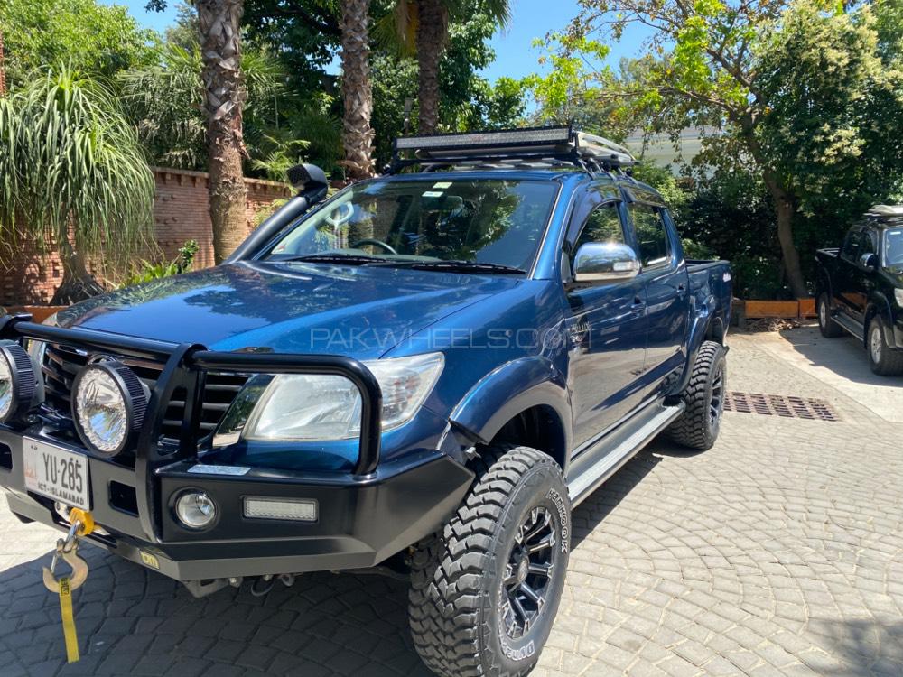 Toyota Hilux 2013 for Sale in Islamabad Toyota Hilux 2013 for Sale in Islamabad Image-3