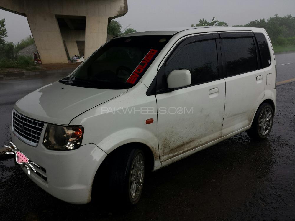 Mitsubishi Ek Wagon - 2011  Image-1