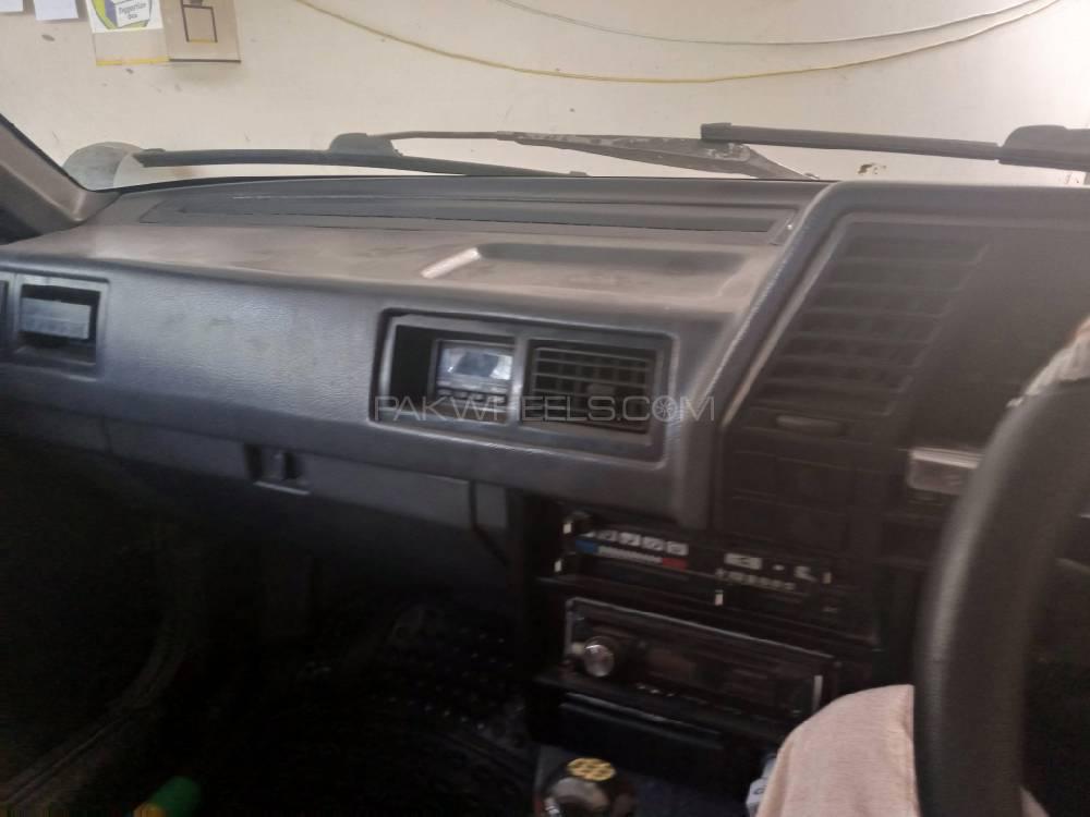 Nissan Sunny 1987 for Sale in Peshawar Nissan Sunny 1987 for Sale in Peshawar Image-3