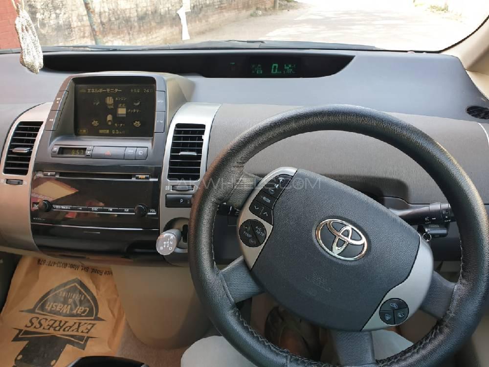 Toyota Prius 2007 for Sale in Sialkot Toyota Prius 2007 for Sale in Sialkot Image-18