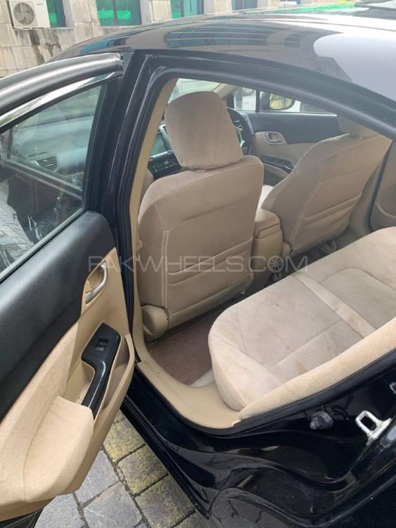 Honda Civic 2013 for Sale in Islamabad Honda Civic 2013 for Sale in Islamabad Image-14