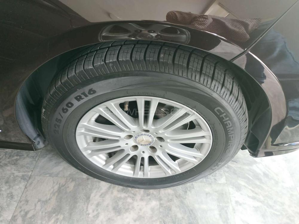 Mercedes Benz E Class 2011 for Sale in Islamabad Mercedes Benz E Class 2011 for Sale in Islamabad Image-9