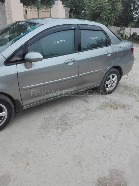 Honda City 2005 for Sale in Layyah Image-1