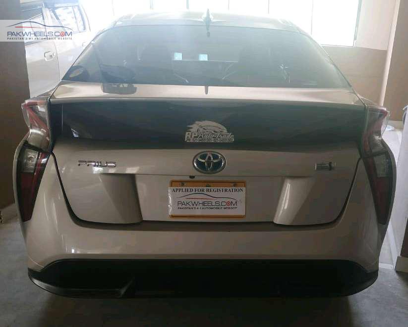 ٹویوٹا پریوس 2015 for Sale in کراچی ٹویوٹا پریوس 2015 for Sale in کراچی Image-5