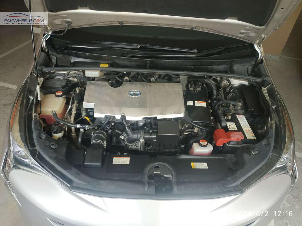 ٹویوٹا پریوس 2015 for Sale in کراچی ٹویوٹا پریوس 2015 for Sale in کراچی Image-15