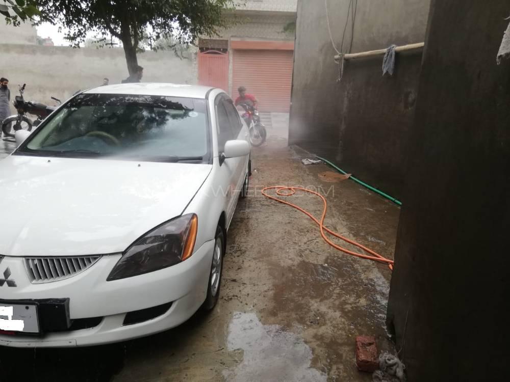 Mitsubishi Lancer 2005 for Sale in Lahore Mitsubishi Lancer 2005 for Sale in Lahore Image-2