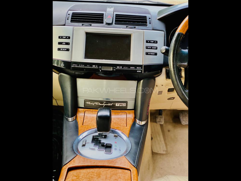 Toyota Mark X 2005 for Sale in Karachi Toyota Mark X 2005 for Sale in Karachi Image-3