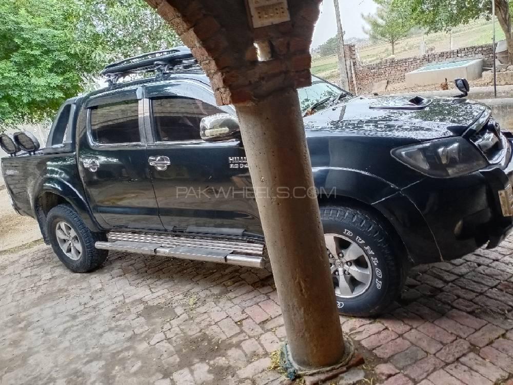 ٹویوٹا ہائیلکس 2007 for Sale in گجرات ٹویوٹا ہائیلکس 2007 for Sale in گجرات Image-5