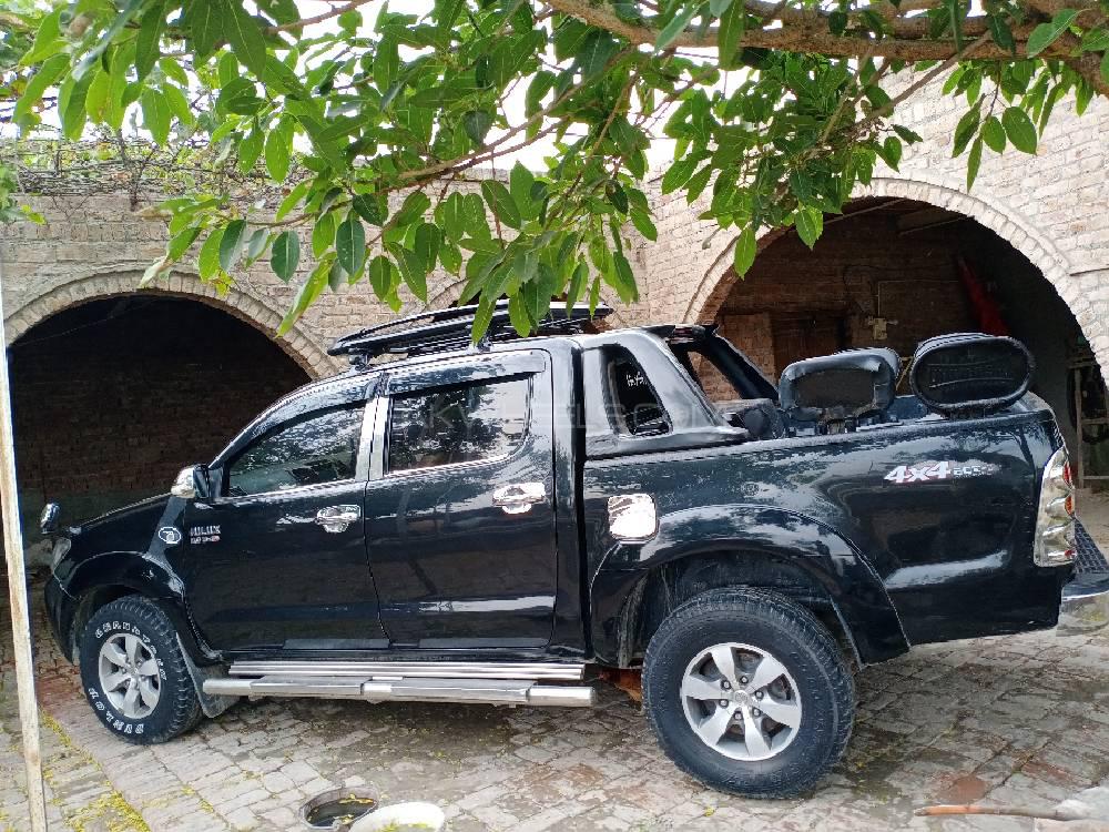 ٹویوٹا ہائیلکس 2007 for Sale in گجرات ٹویوٹا ہائیلکس 2007 for Sale in گجرات Image-3