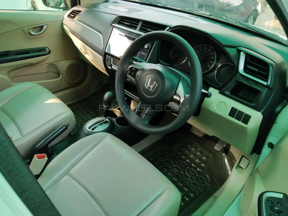 Honda BR-V 2017 for Sale in Lahore Honda BR-V 2017 for Sale in Lahore Image-5