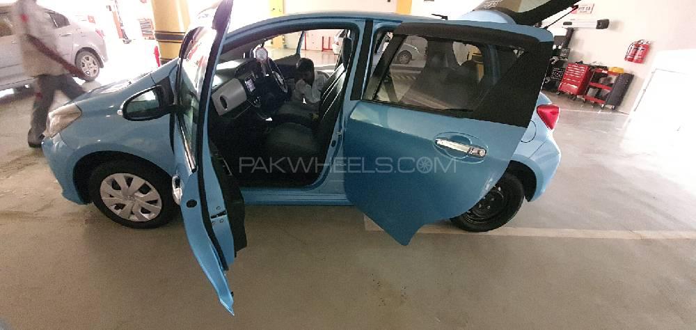 Toyota Vitz 2015 for Sale in Multan Image-1