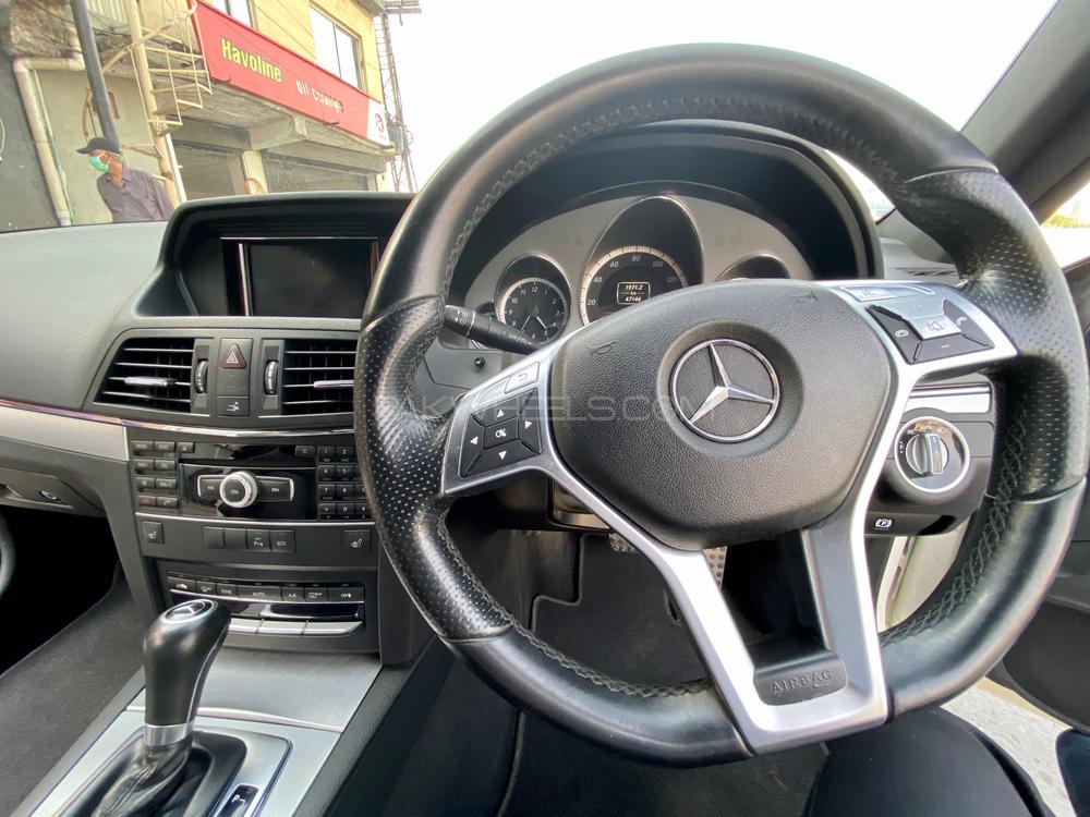 Mercedes Benz E Class Coupe 2012 for Sale in Lahore Mercedes Benz E Class Coupe 2012 for Sale in Lahore Image-6