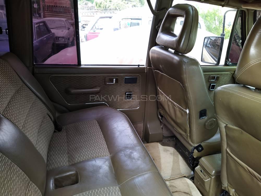 Mitsubishi Pajero 1990 for Sale in Karachi Mitsubishi Pajero 1990 for Sale in Karachi Image-10
