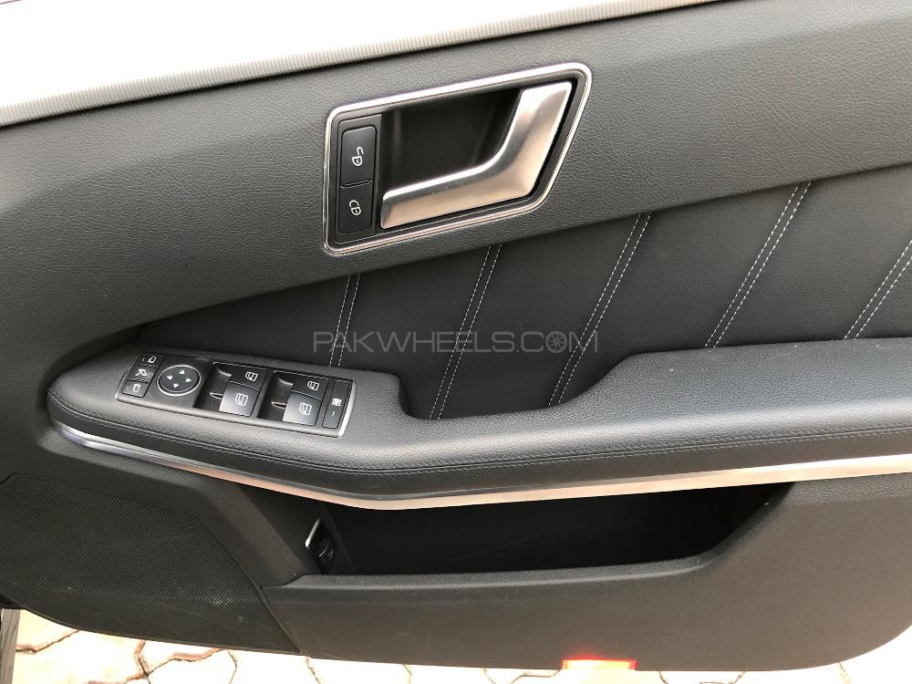 Mercedes Benz E Class 2015 for Sale in Lahore Mercedes Benz E Class 2015 for Sale in Lahore Image-10
