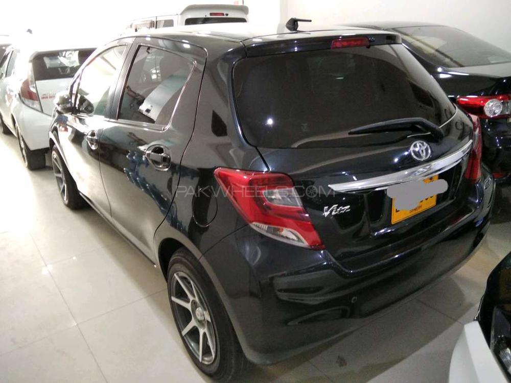 Toyota Vitz 2015 for Sale in Karachi Toyota Vitz 2015 for Sale in Karachi Image-13
