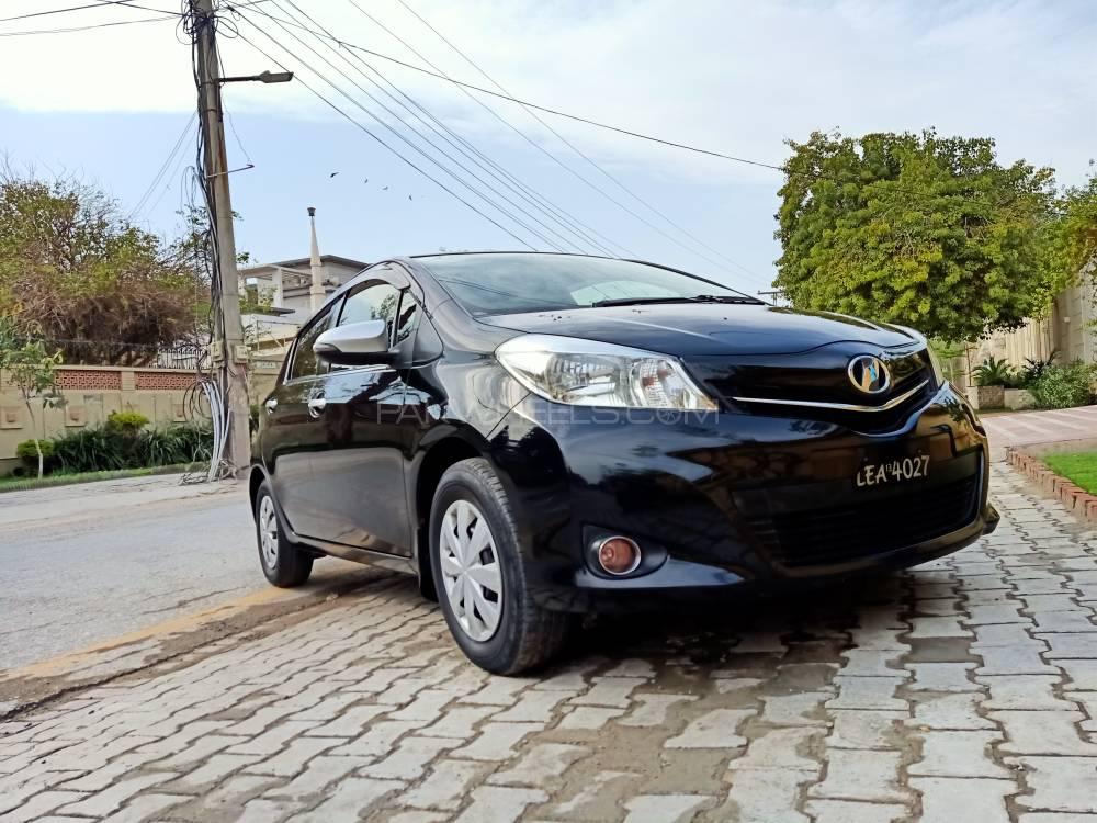 Toyota Vitz 2012 for Sale in Multan Toyota Vitz 2012 for Sale in Multan Image-2