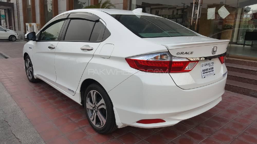 ہونڈا گریس ہائبرڈ 2017 for Sale in لاہور ہونڈا گریس ہائبرڈ 2017 for Sale in لاہور Image-7