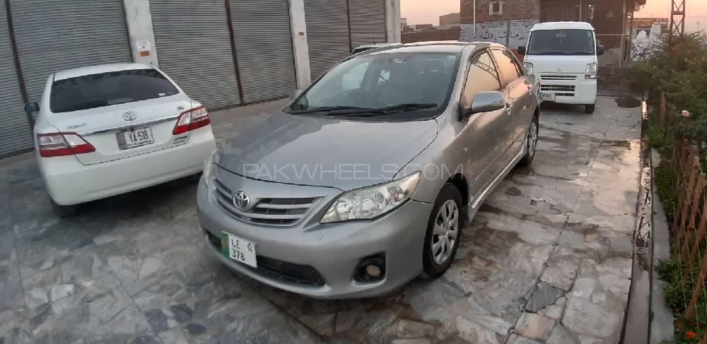 Toyota Corolla 2013 for Sale in Peshawar Image-1