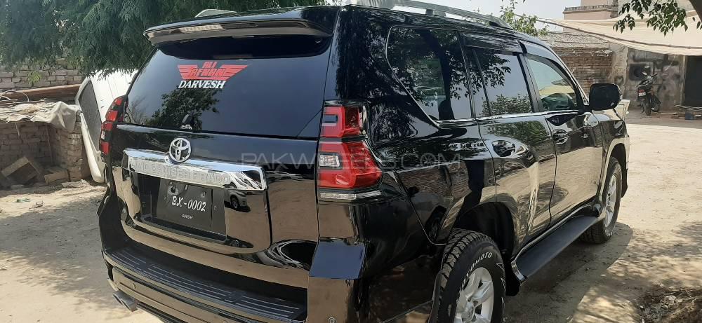 Toyota Prado 2010 for Sale in Dera ismail khan Toyota Prado 2010 for Sale in Dera ismail khan Image-3